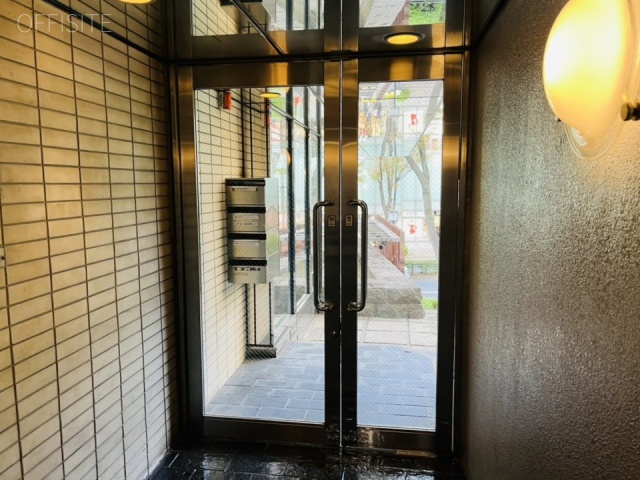 神宮前太田ビル エントランス