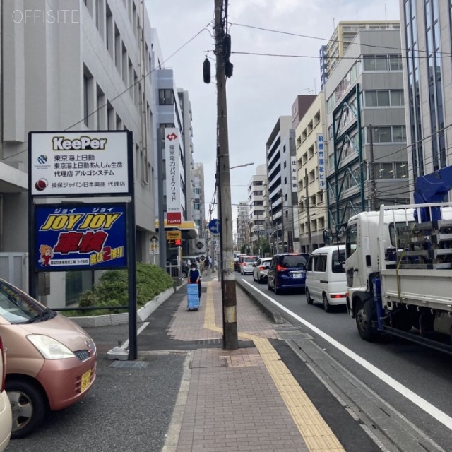 コクボビル ビル前面道路