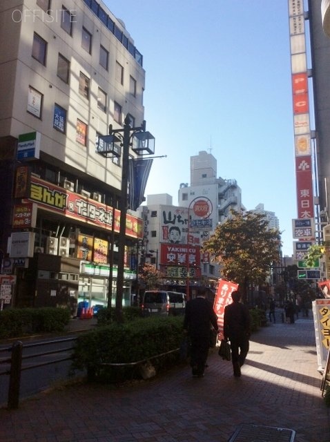 第二絆ビル ビル周辺道路