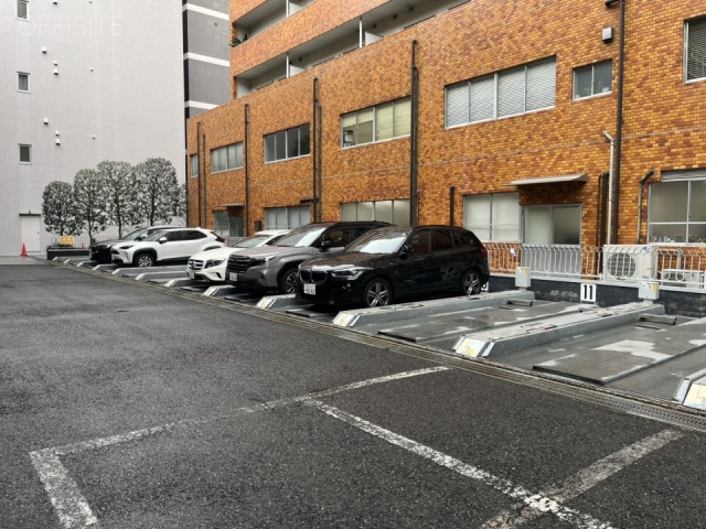 シャトレ代官山アネックス　駐車場