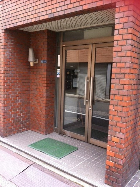 東帽子ビル エントランス