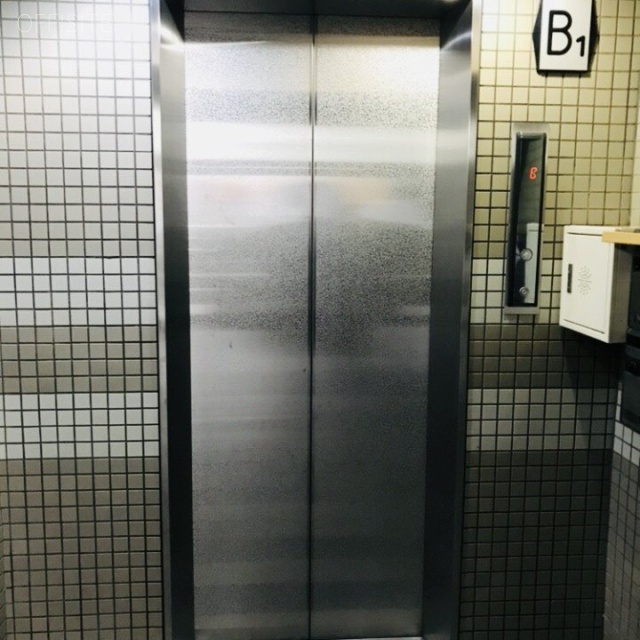 渋谷TFビル エレベーター