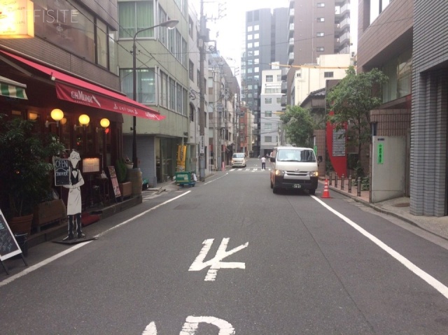九段ベストビル ビル前面道路