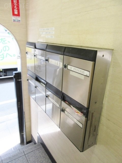 UF2ビル 画像