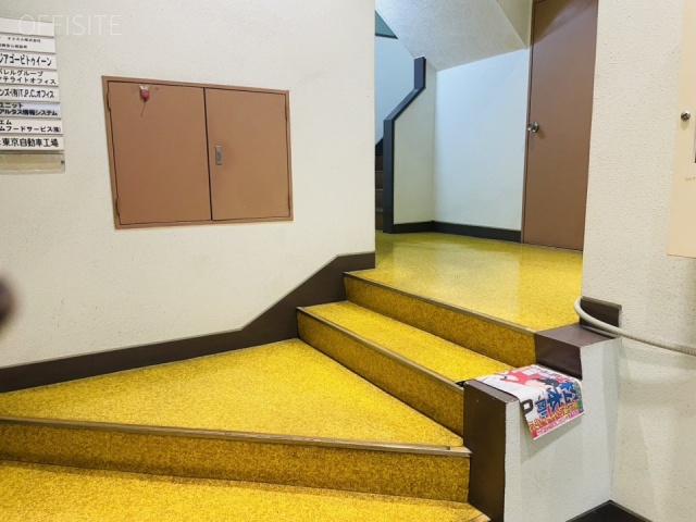 原ビル エントランス