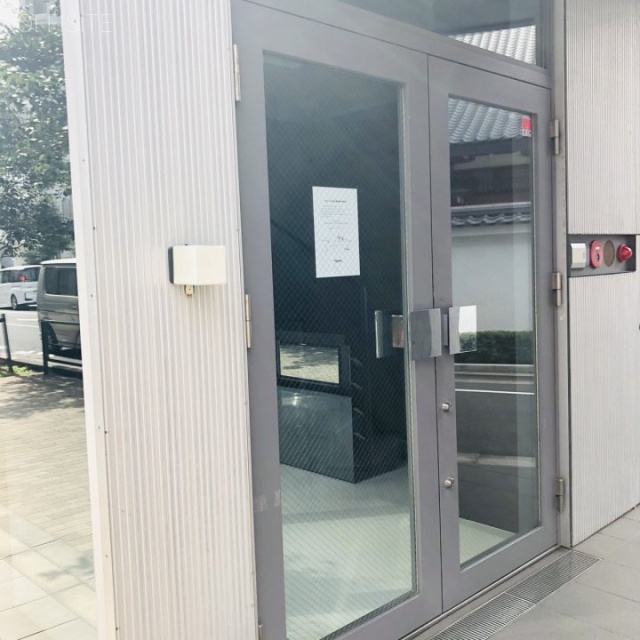 Tri-Angle MINAMIAOYAMA 外観