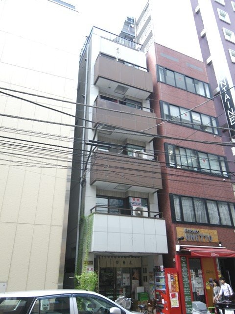 伊勢屋ビル 外観