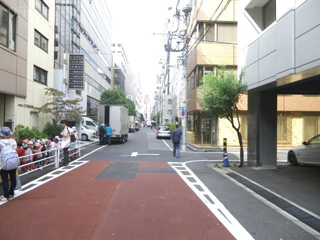 KST第2ビル ビル前面道路