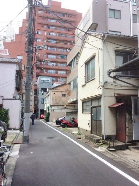 ウェルハウス芝 ビル周辺道路