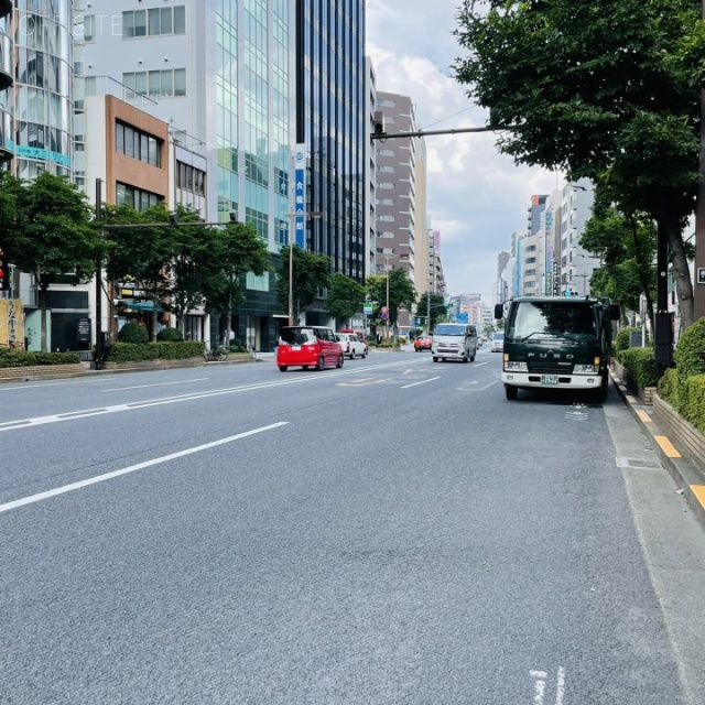 フジノビル ビル前面道路