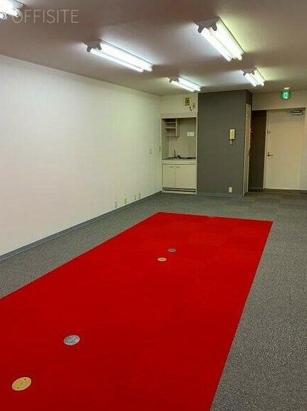 YMビル 2階室内