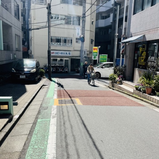 細川ビル 前面道路