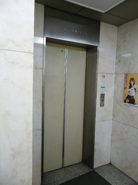 江戸新金網ビル エレベーター