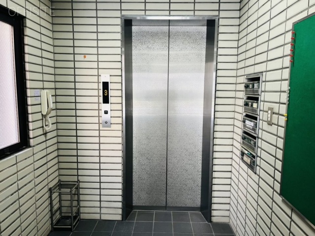 田口ビル　エントランス