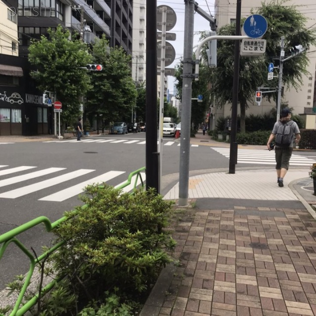 ザ・パークレックス日本橋馬喰町 ビル前面道路