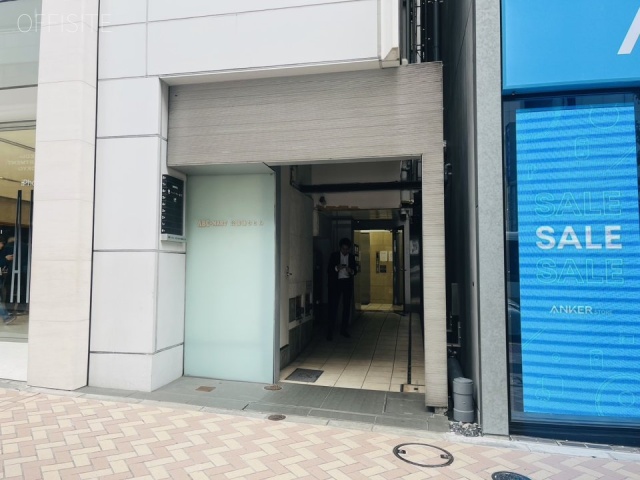 ABC-MART公園通りビル エントランス