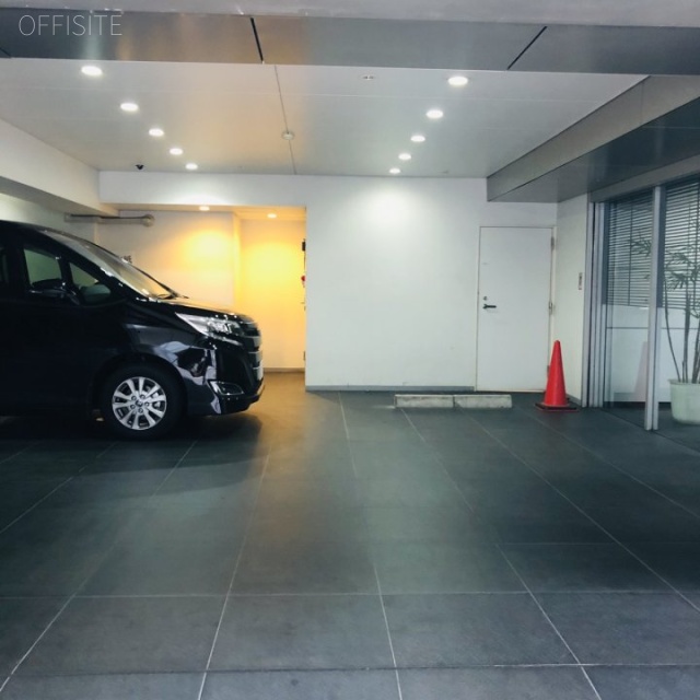 第一恒産ビル 駐車場