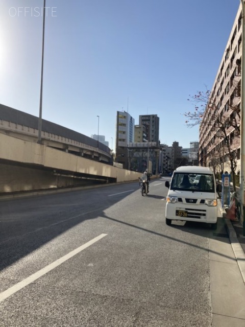 南麻布渋谷ビル ビル前面道路