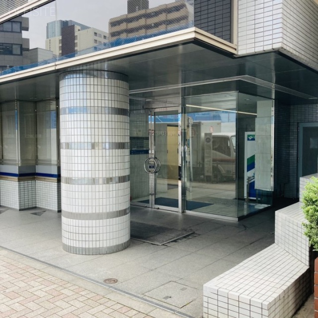 泉田町ビル エントランス