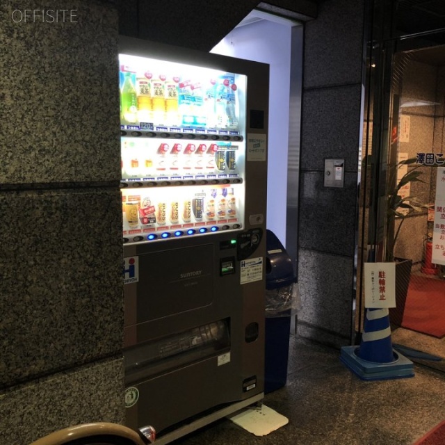 パークコートプレイス 自動販売機