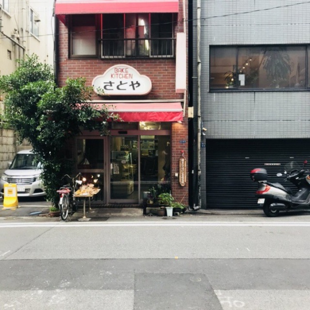グランパセオ八丁堀 ビル前面道路