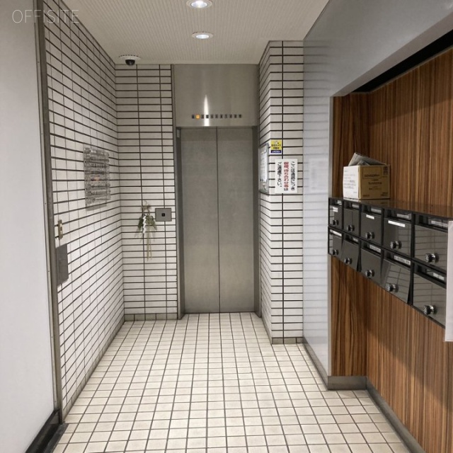 西新宿小林ビル　エントランス