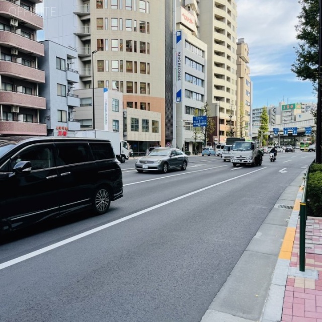 大和出版ビル　目白通り