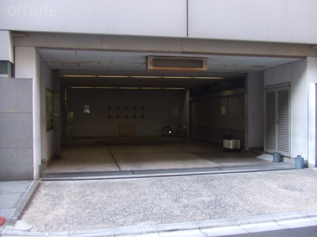 帝都三崎町ビル　駐車場