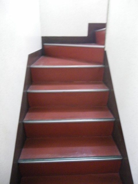 保科ビル新館 階段