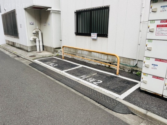星野ビル　駐車場