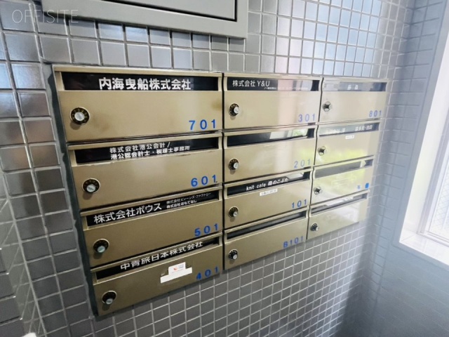 澤ビルディング　エントランス