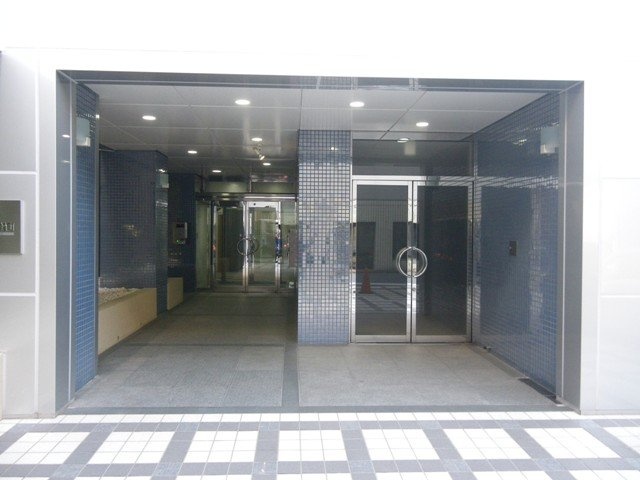 グランバレー三崎町 エントランス