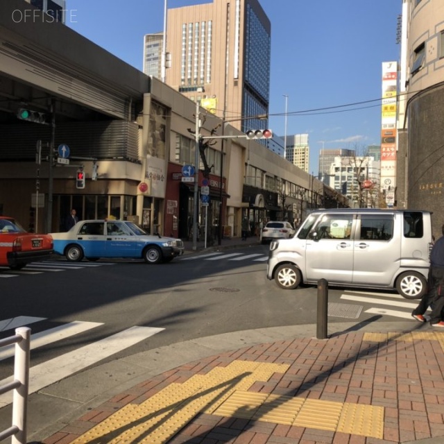 GINZA TOKIDEN ビル前面道路