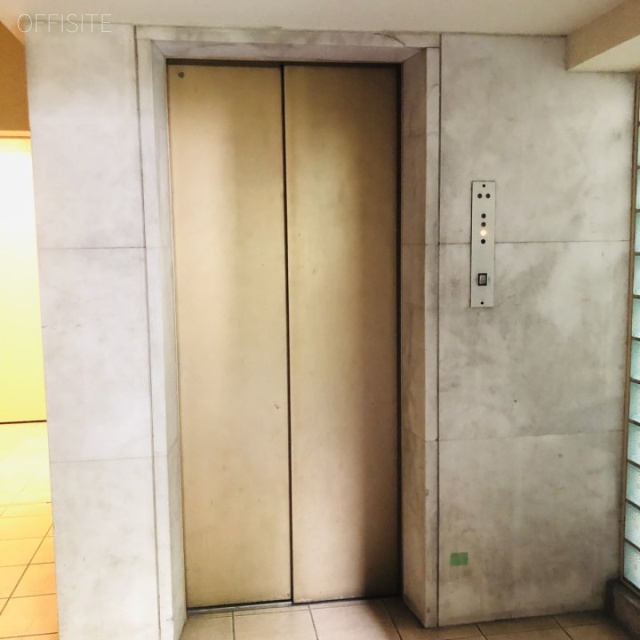ルミエール青山 エレベーター