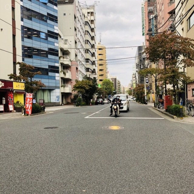 梅津ビル ビル前面道路