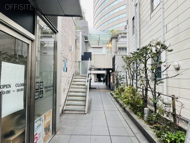 ラ・ポルト青山 外観