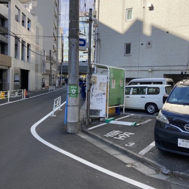 エスティビル ビル前面道路