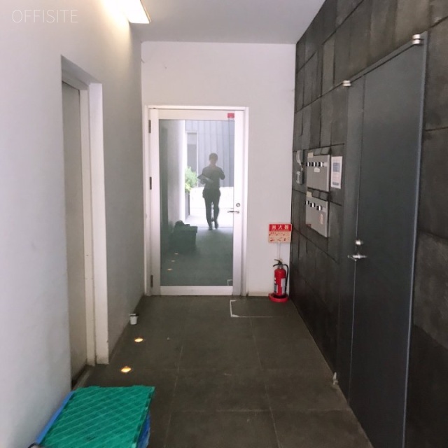 Reve南青山 エントランス