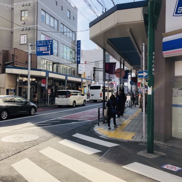 大井町東宝ビル ビル前面道路