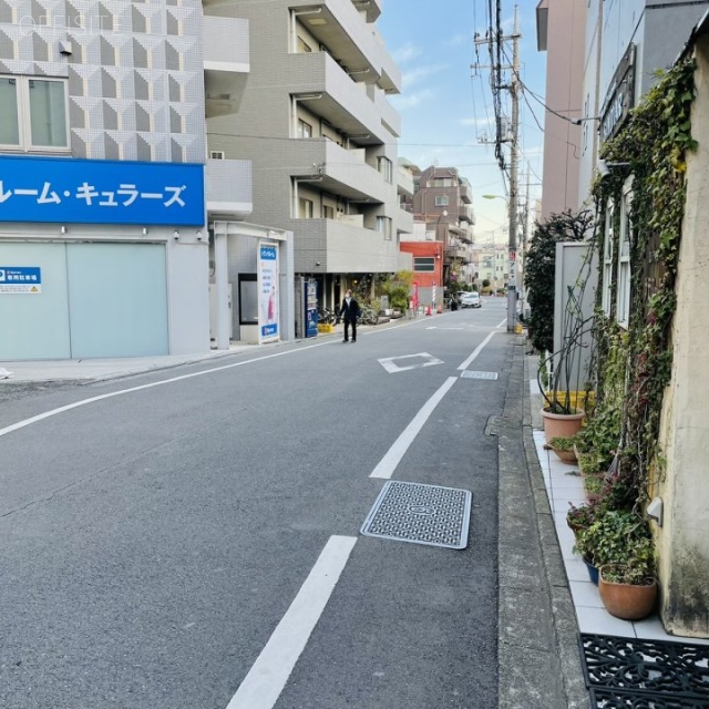 エンドウビル ビル前面道路