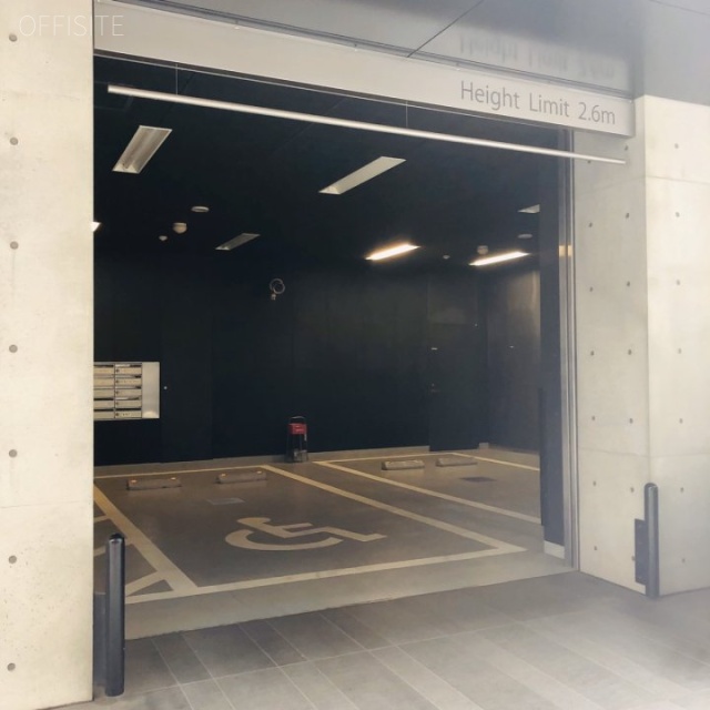 工業教育会館 駐車場