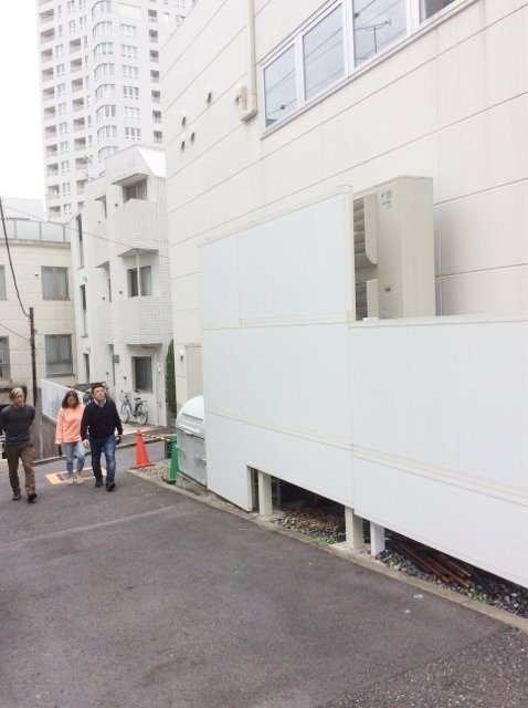 ドム南青山 ビル周辺道路