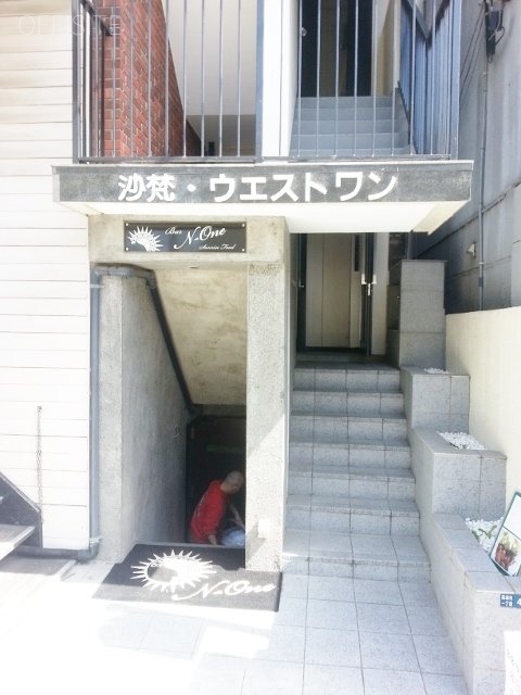 沙梵ウエストワンビル エントランス