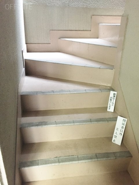 出口ビル 画像
