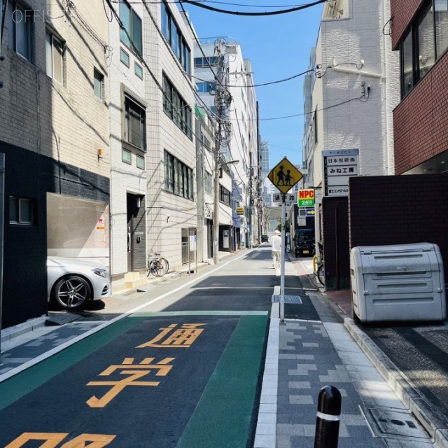 MSビル 前面道路