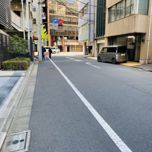 谷口Tokyoビル ビル前面道路