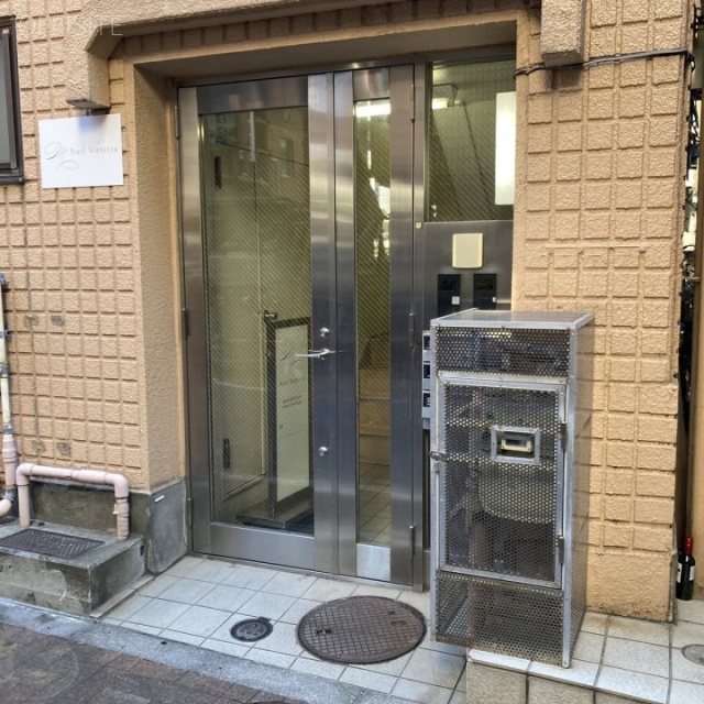 田町ビル エントランス