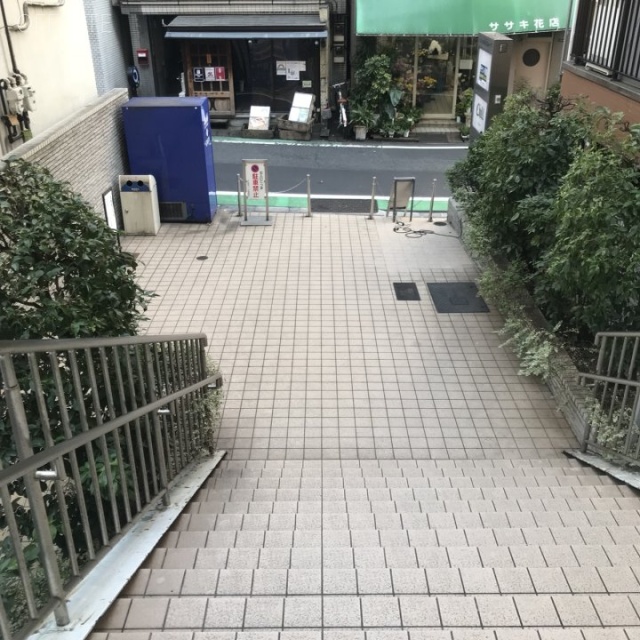 渋谷藤和コープ 2階【207】 20.21坪　エントランス