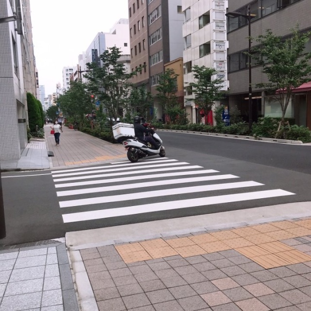 堀留THビル ビル前面道路