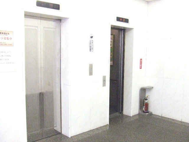 ヨコハマジャスト3号館ビル　DSCF1335.JPG